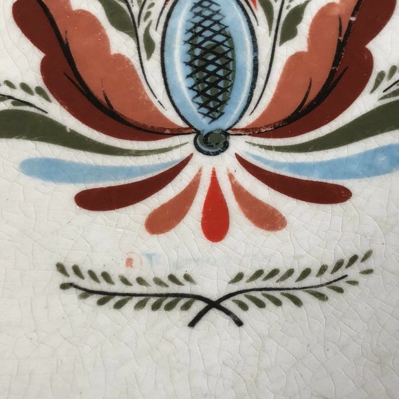 Set of 2 Johnson Brothers Berggren 8" Plates Folk Art Flowers Swedish Design - Picture 4 of 12